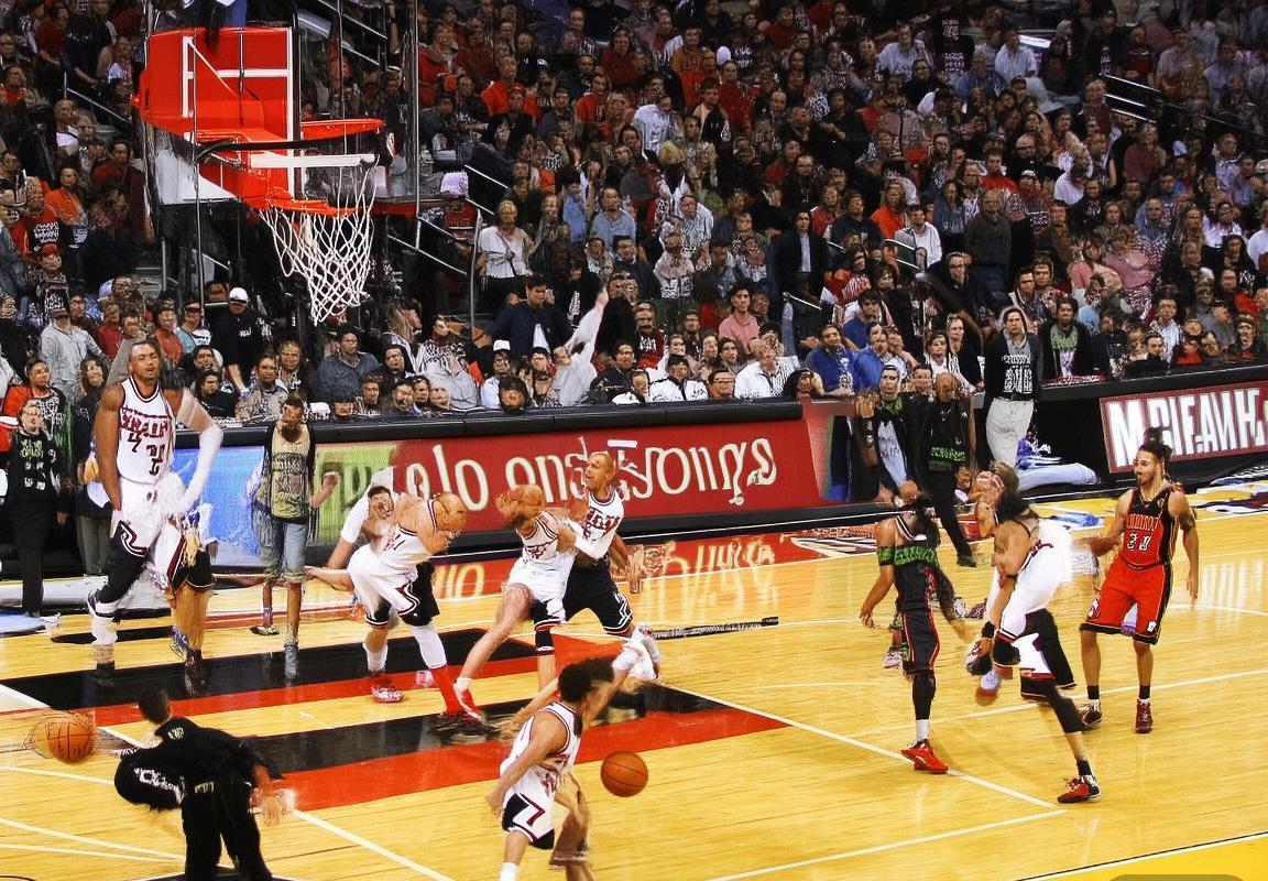 2013年NBA季后赛：热火与公牛巅峰对决系列赛回顾(图1)