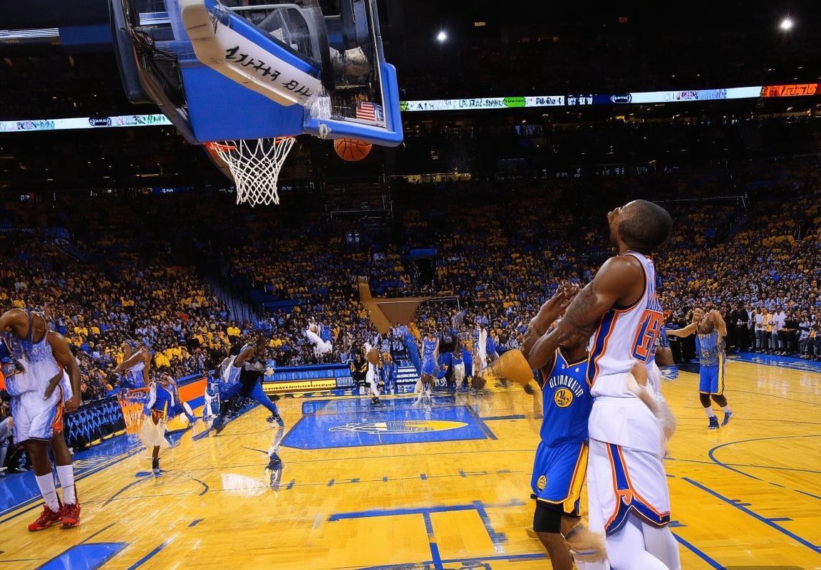 2016年NBA季后赛：勇士晋级总决赛 杜兰特大压力下的逆袭之路(图3)