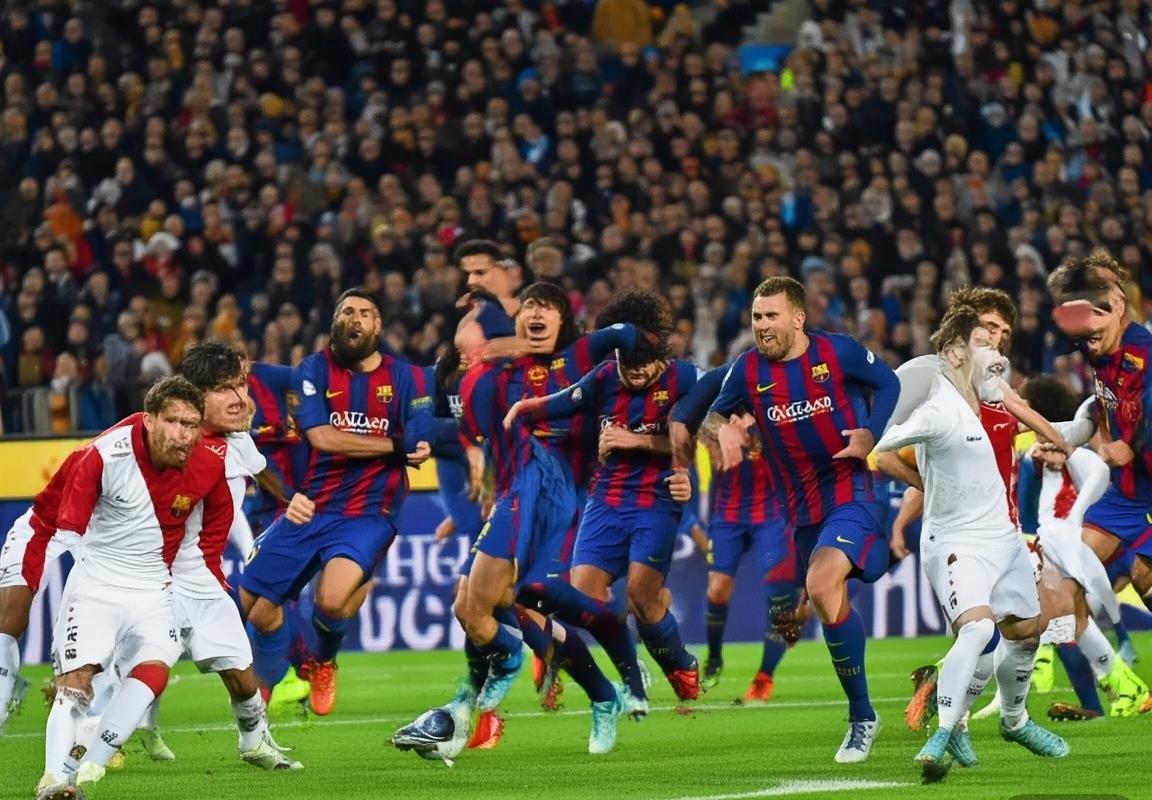 巴塞罗那VS罗马甘伯杯：备战新赛季的关键对决(图2)